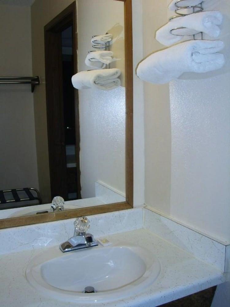 Family Budget Inn Bethany エクステリア 写真