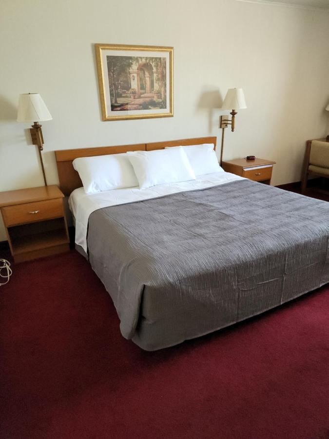 Family Budget Inn Bethany エクステリア 写真