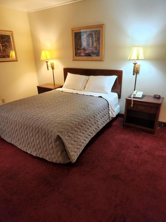 Family Budget Inn Bethany エクステリア 写真